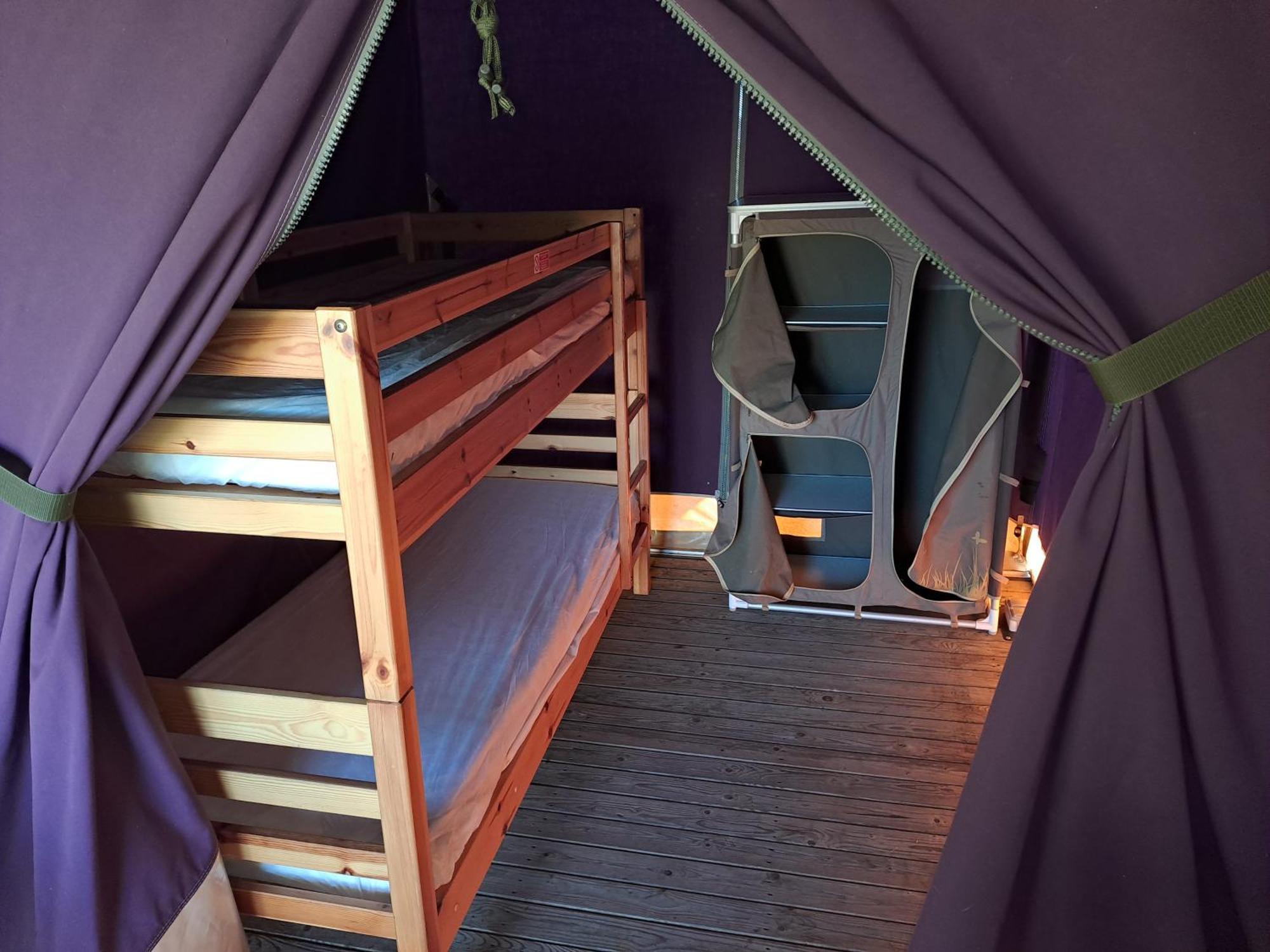 Camping Le Bois Jahan Brunelles 외부 사진
