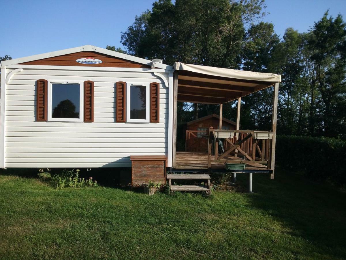 Camping Le Bois Jahan Brunelles 외부 사진